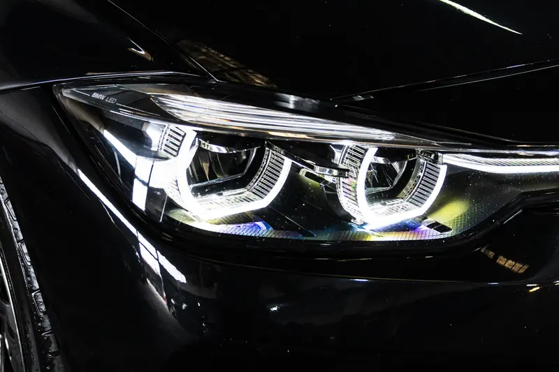 BMW BMW 320 SPORT TURBO ACTIVEFLEX TOP 2018 — foto 10