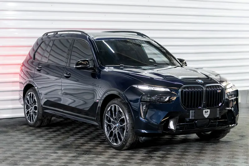 BMW X7 4.4 V8 M60 2024 — foto 4