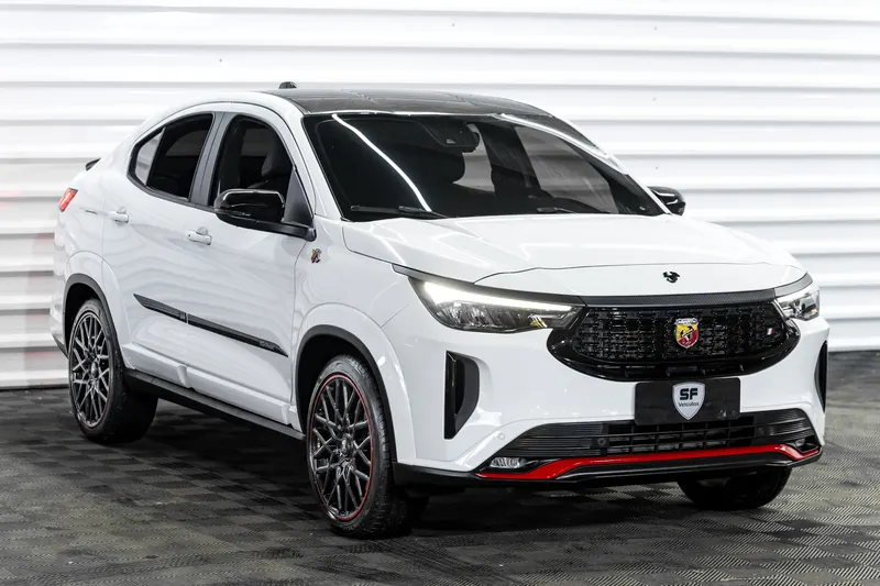 Fiat FIAT FASTBACK TURBO ABARTH 2025 TOP / 21000KM 2025 — foto 2