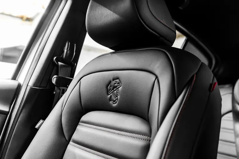 Fiat FIAT FASTBACK TURBO ABARTH 2025 TOP / 21000KM 2025 — foto 13