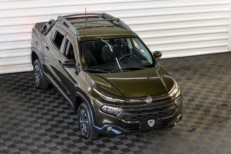 Fiat FIAT TORO FREEDOM AUTOMATICO COMPLETO 2017 — foto 3
