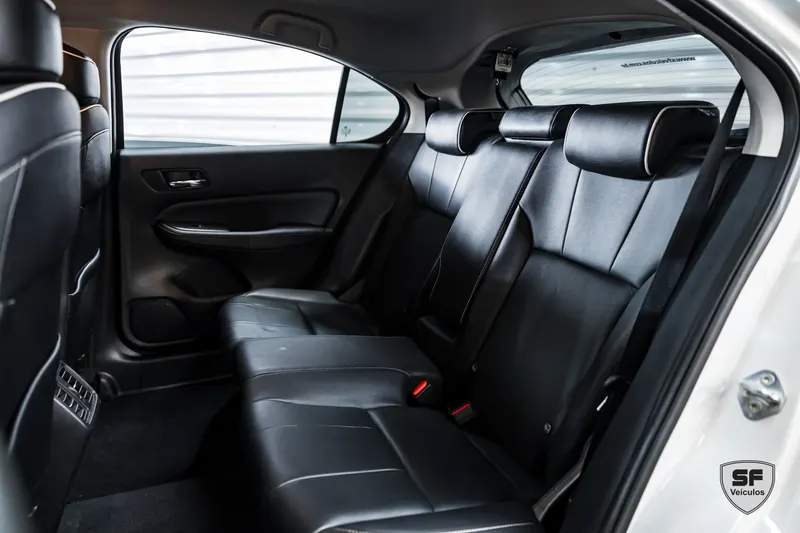 Honda HONDA CITY CVT AUTOMATICO TOURING 2024 C/15000KM 2024 — foto 8