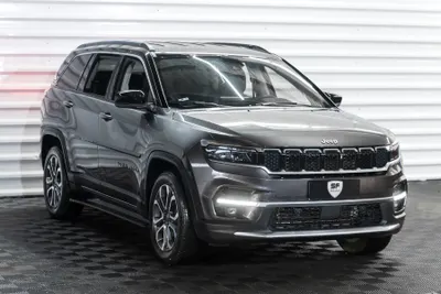 Jeep JEEP COMMANDER T270 LIMITED 7 LUGARES 2025 2025 — foto 3