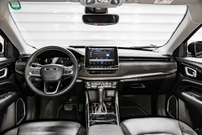 Jeep JEEP COMMANDER T270 LIMITED 7 LUGARES 2025 2025 — foto 16