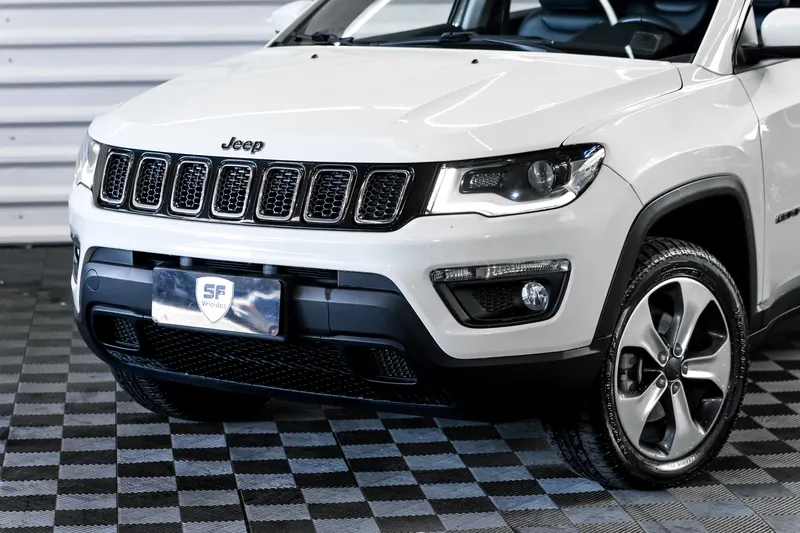 Jeep JEEP COMPASS DIESEL 4X4 LONGITUDE TOP 2018 — foto 3