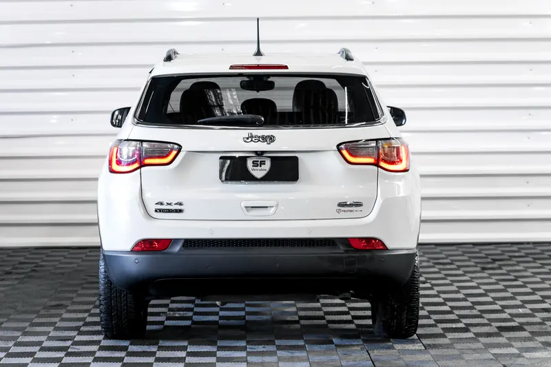 Jeep JEEP COMPASS DIESEL 4X4 LONGITUDE TOP 2018 — foto 6