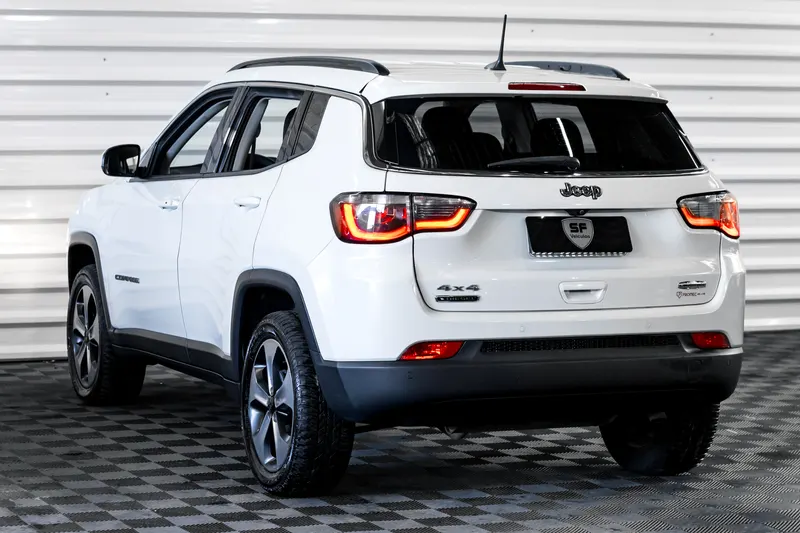 Jeep JEEP COMPASS DIESEL 4X4 LONGITUDE TOP 2018 — foto 7