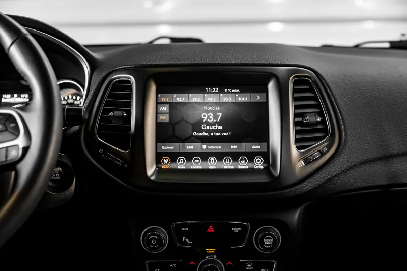 Jeep JEEP COMPASS DIESEL 4X4 LONGITUDE TOP 2018 — foto 17