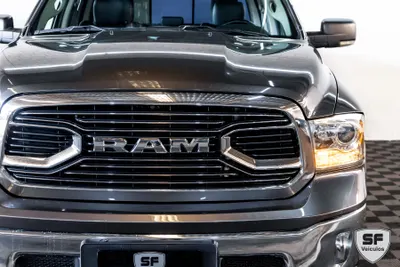 Outra RAM LARAMIE 4X4 V8 5.7 2023 — foto 12