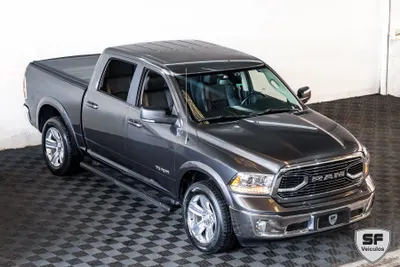 Outra RAM LARAMIE 4X4 V8 5.7 2023 — foto 13