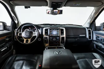 Outra RAM LARAMIE 4X4 V8 5.7 2023 — foto 4