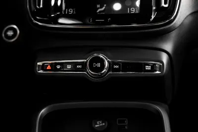 Volvo VOLVO XC40 T4 INSCRIPTION 2020 TETO PANORAMICO 2020 2020 — foto 19